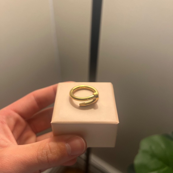 Rail ring - Picture 2 of 6